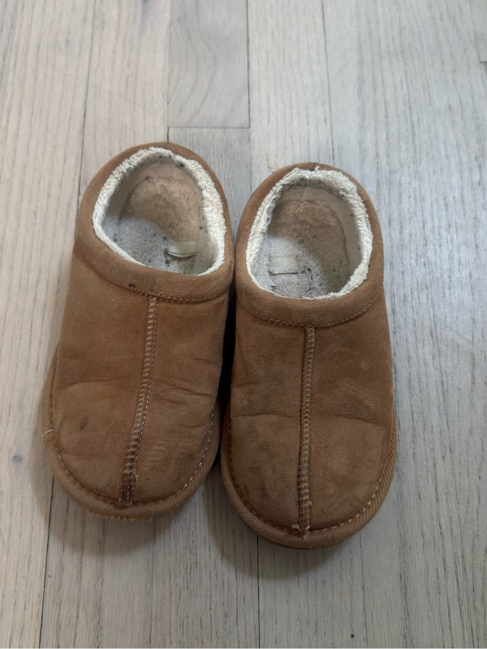 Cat & Jack Toddler Kids Cozy Slip-On Slippers in Chestnut Brown 13